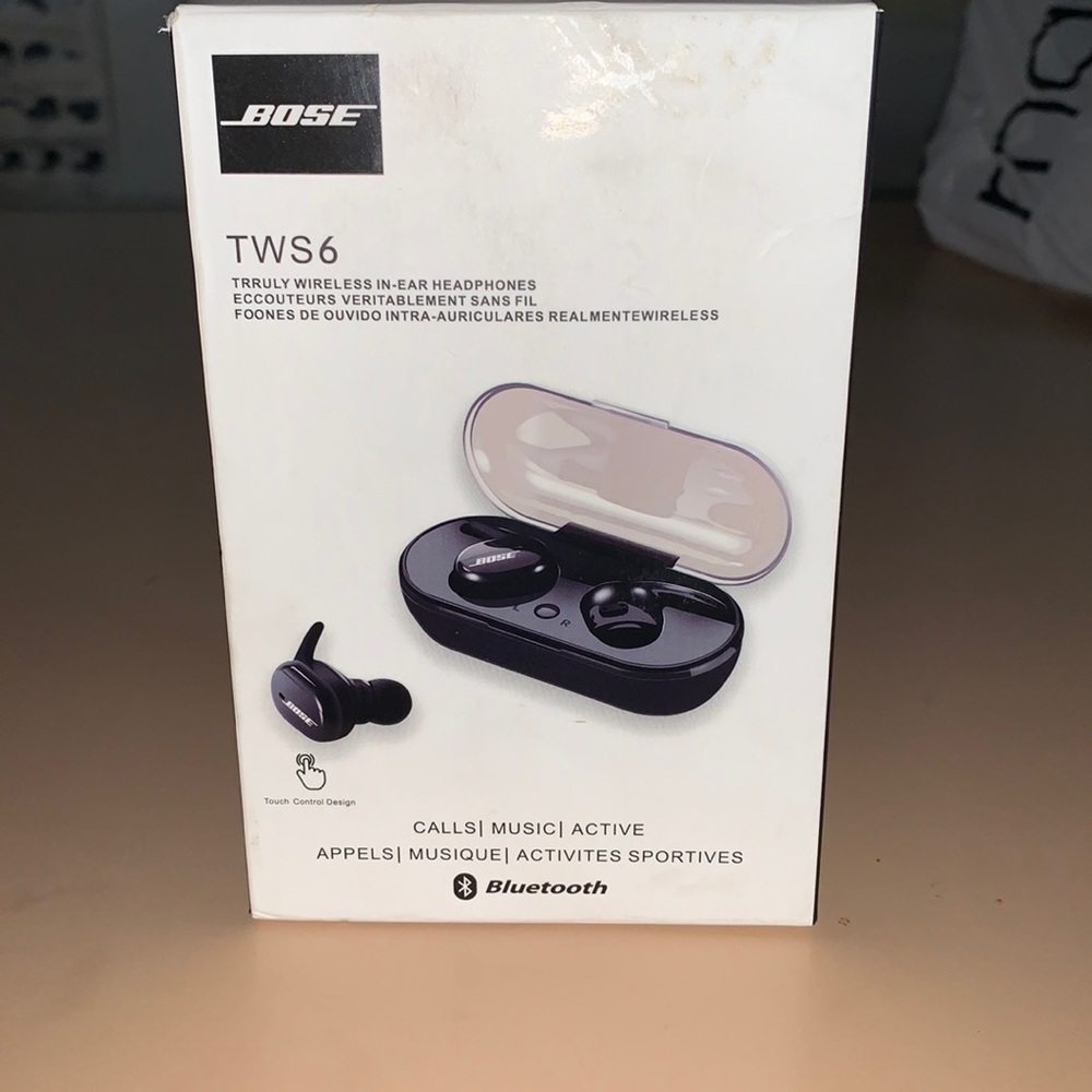 BOSE earphones